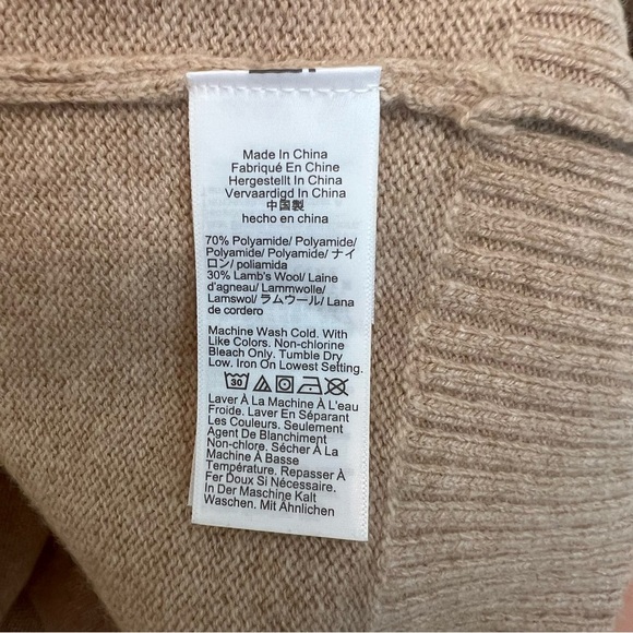 J. Crew Classic Crewneck Wool Blend Sweater Men’s XL Beige Tan Preppy Old Money - Picture 2 of 5